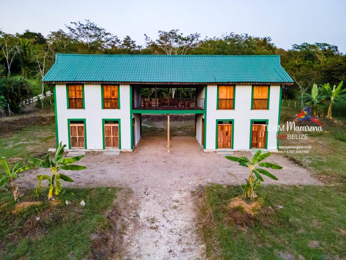 Duplex on One Acre in Bullet Tree