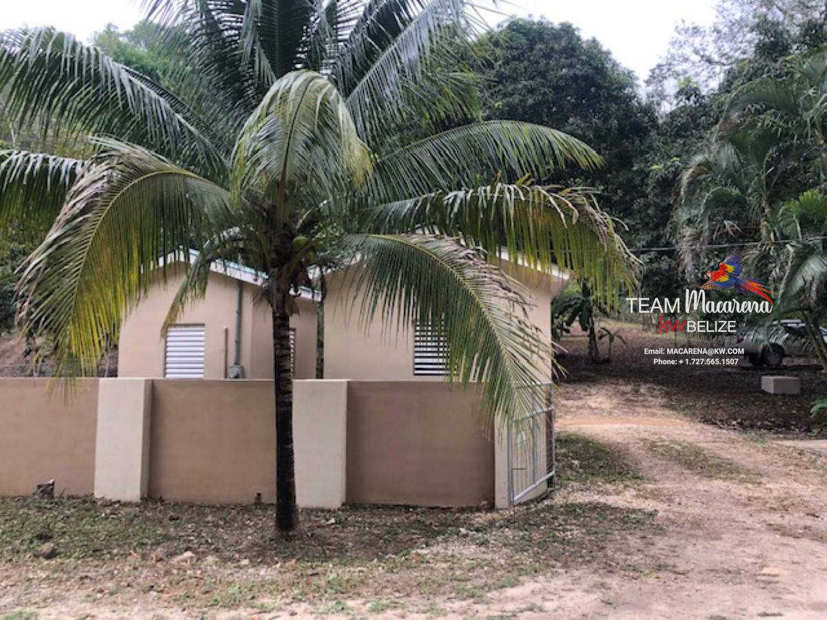 Teakettle Village Belize Property