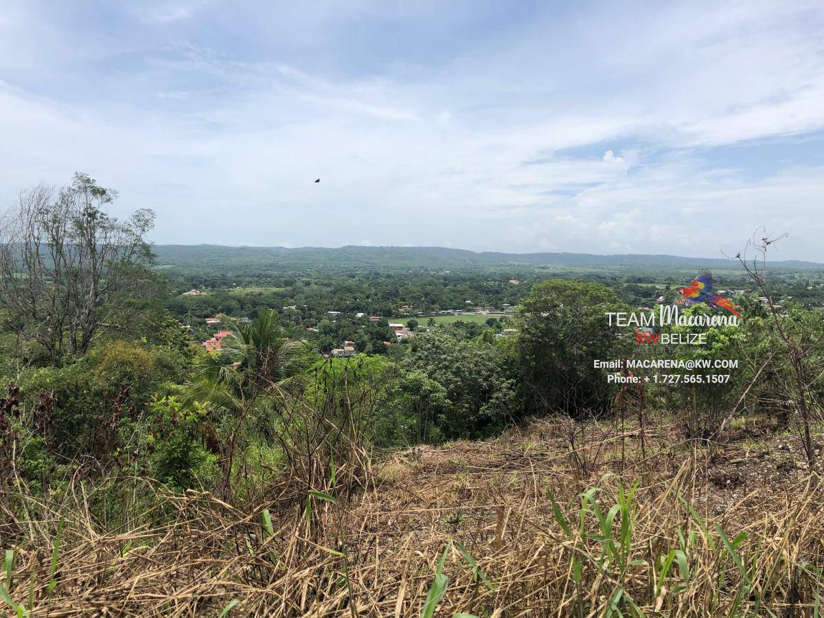 Beautiful Hilltop Lot in Santa Elena