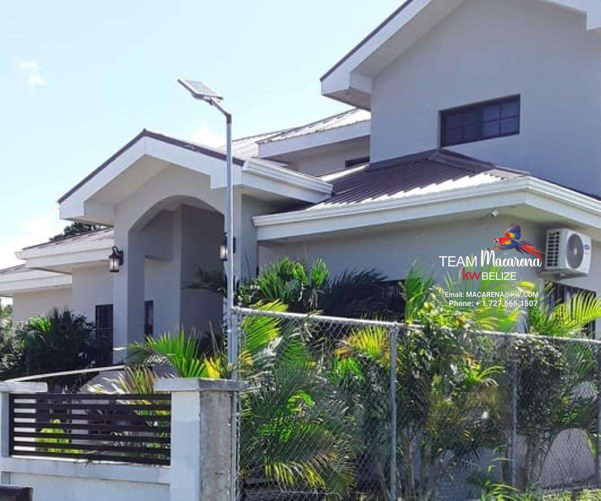 Brand New Home with View in San Ignacio