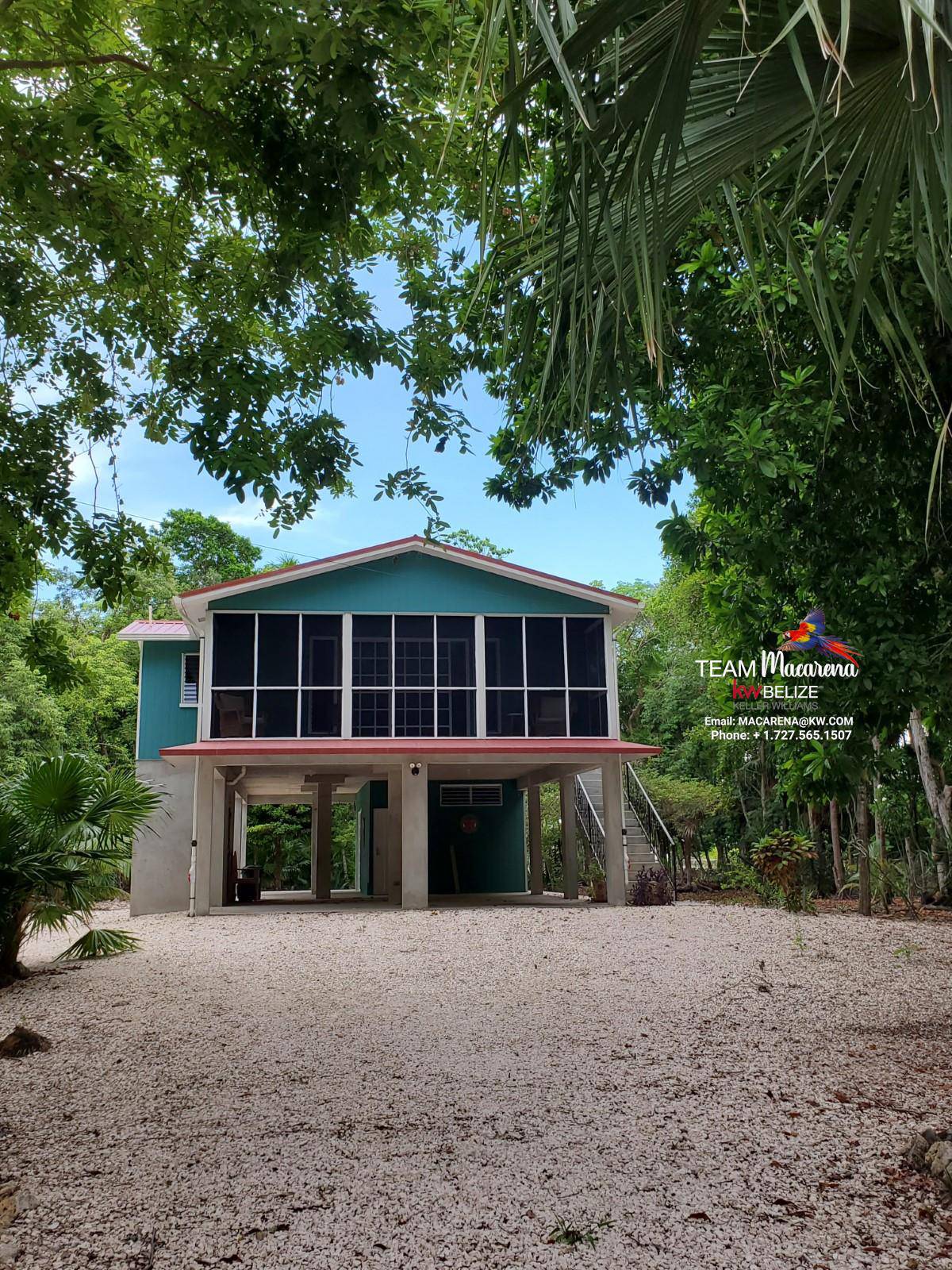 Charming Home in Consejo Shores Development