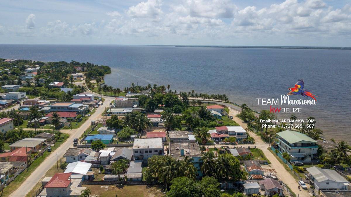 Seaview Triplex Home in Corozal Town