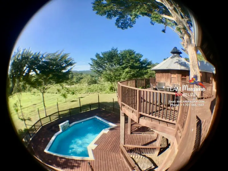 Luxurious Off Grid Riverfront Property