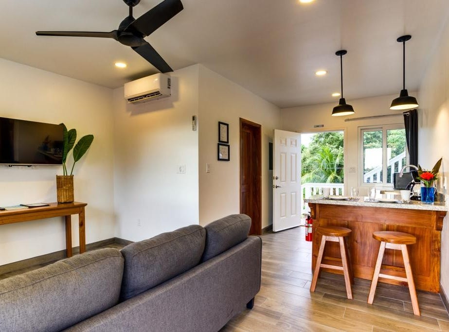 JJ8W+PJX, Seine Bight, Belize, Placencia, Stann Creek District Apartment for Sale