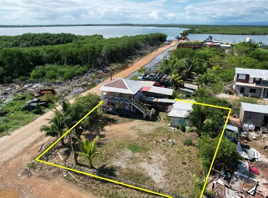 HJ8M+24C, Main Road, Seine Bight, Belize, Placencia, Stann Creek District Land/Development for Sale