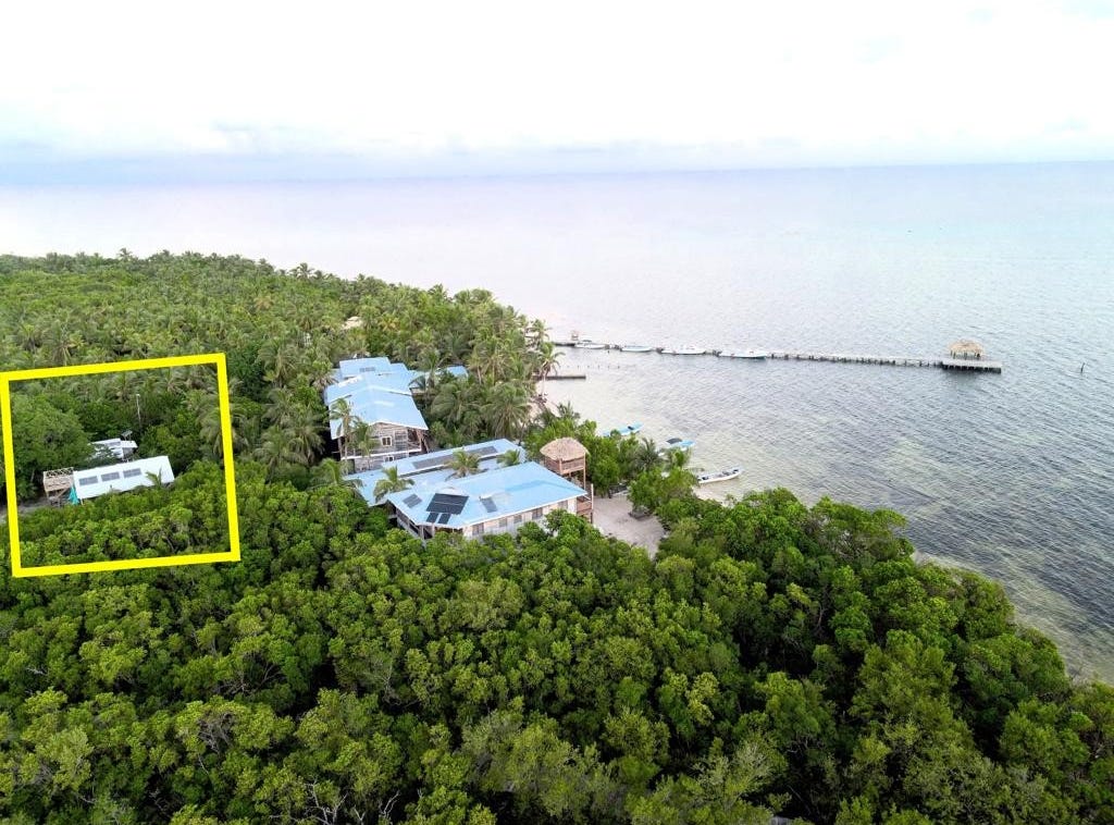 769J6CC5+27, Long Caye, Long Caye
