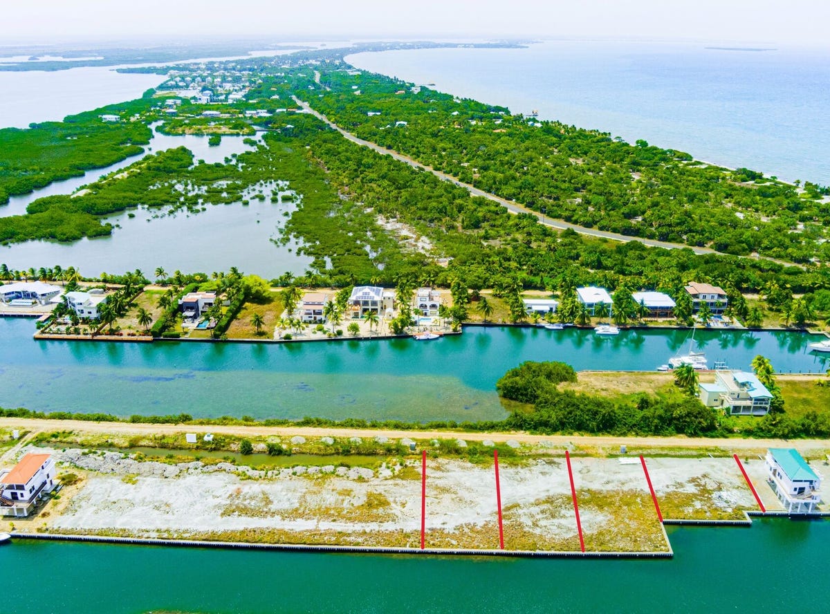 Placenica, Stann Creek District Land/Development for Sale