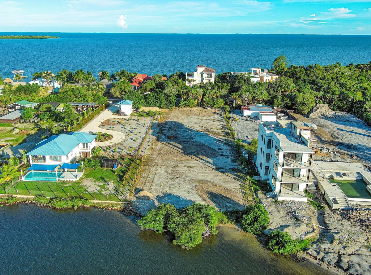 Placencia, Stann Creek District Land/Development for Sale