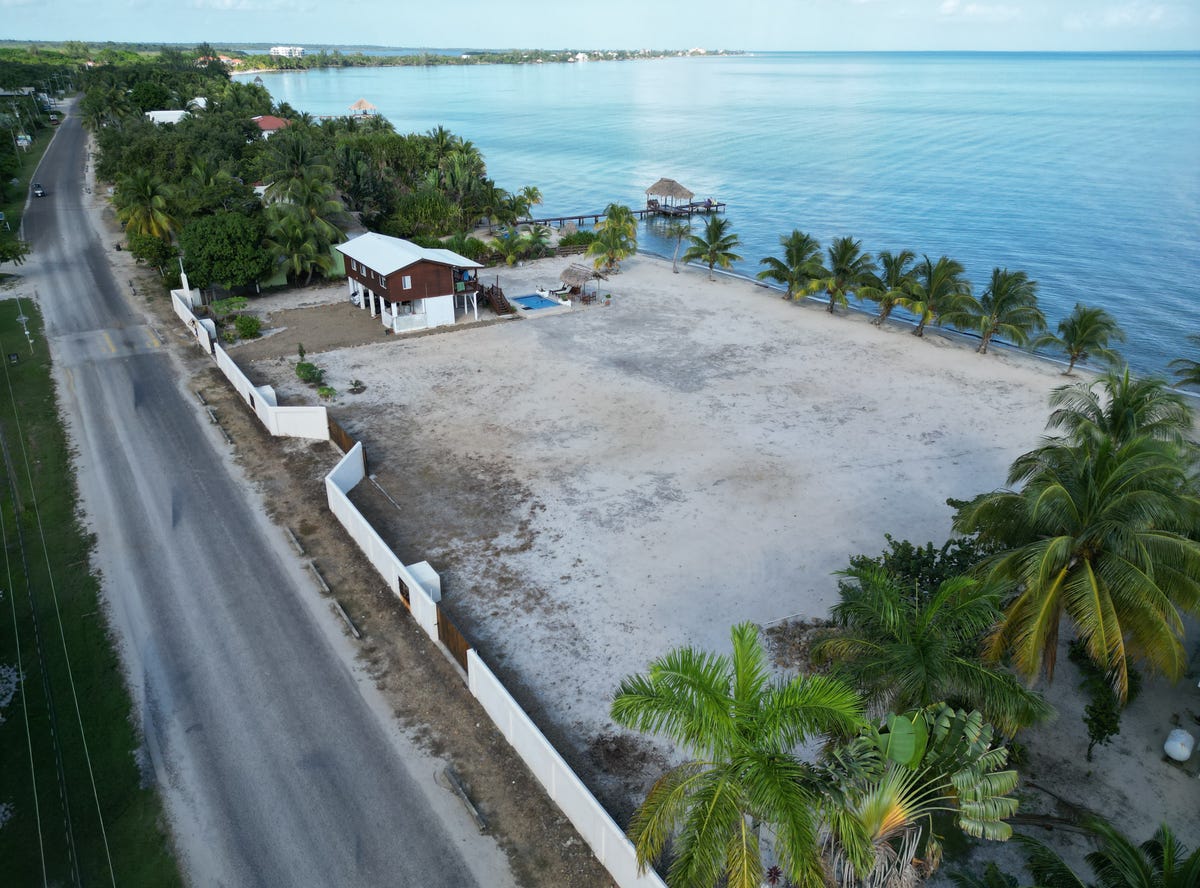 Placencia Road, Maya Beach, Stann Creek District