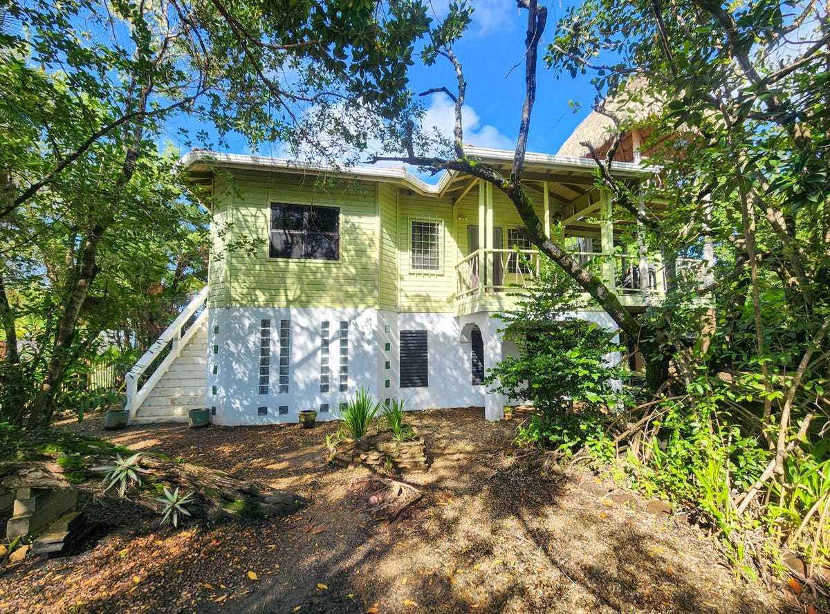 North or Placencia Airport, Placencia, Stann Creek District Apartment for Sale