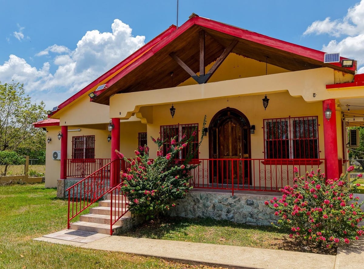 Vanilla Hills Road, San Ignacio, Cayo District