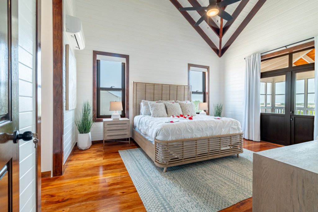 5 Bedroom Luxury Villa Casa Lush Mahogany Bay