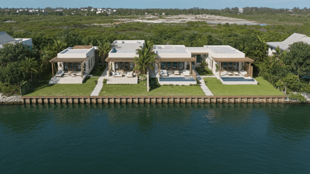 Canal-Property in East Bay