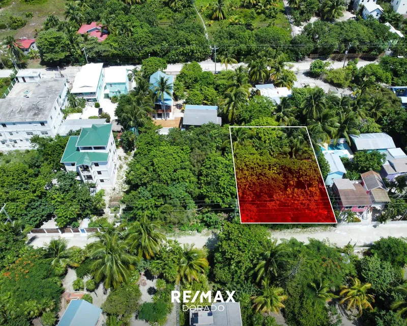 Lot 575 In Caye Caulker