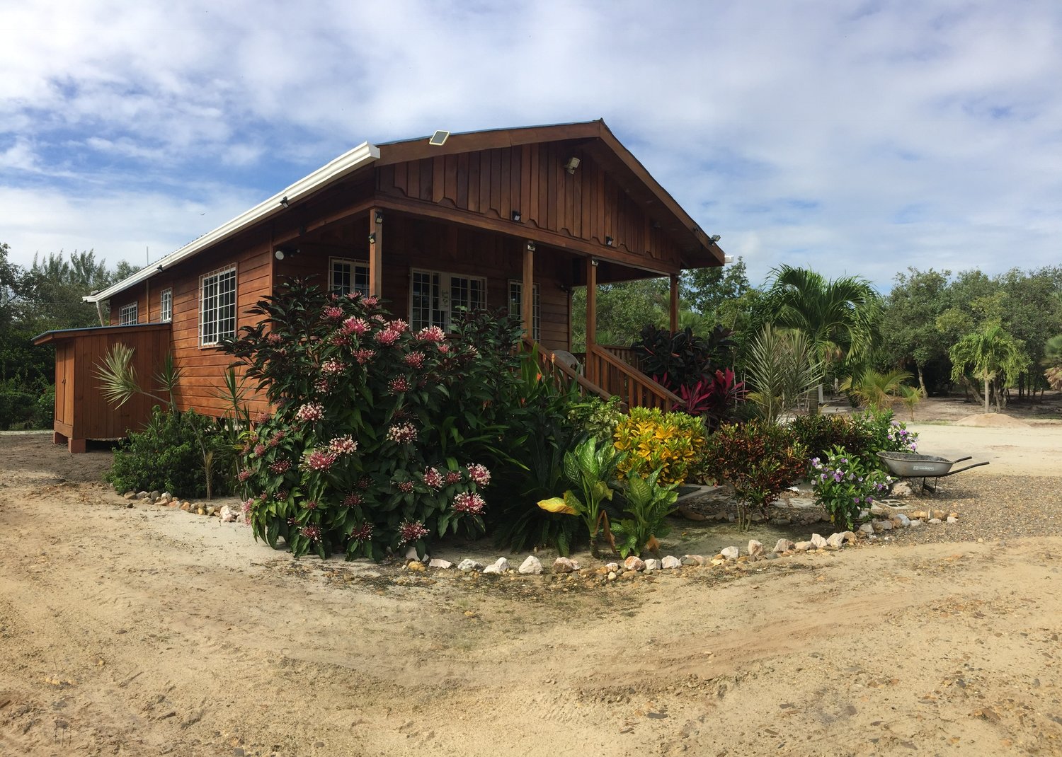Furnished Two Bedroom Rentals on 1.3 Acres in Surfside, Placencia
