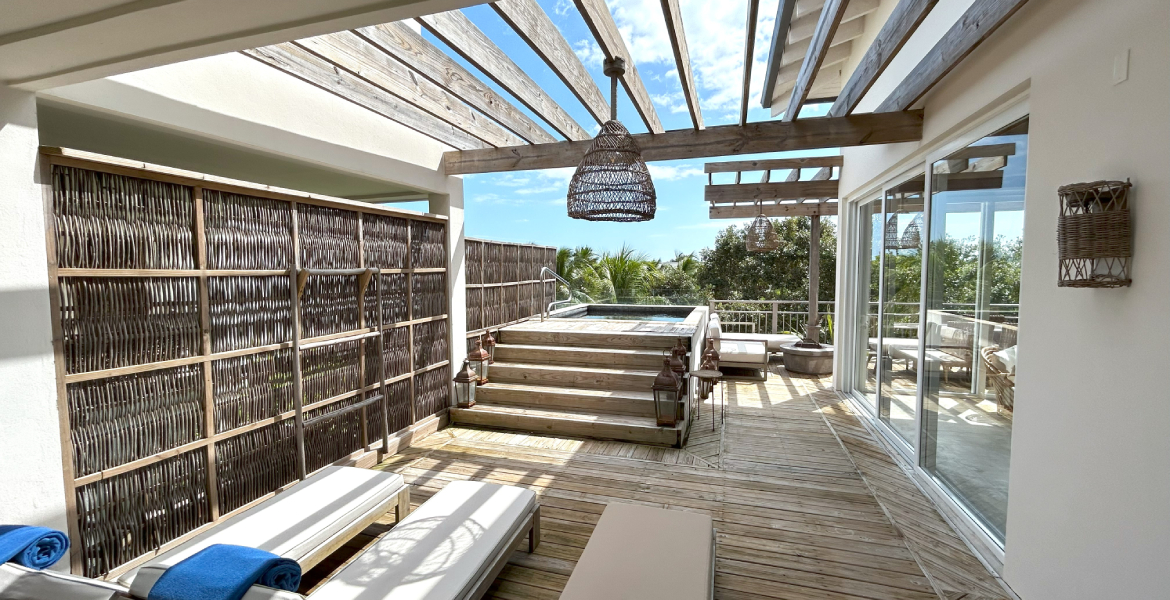 Lavish Penthouse at Itz’ana