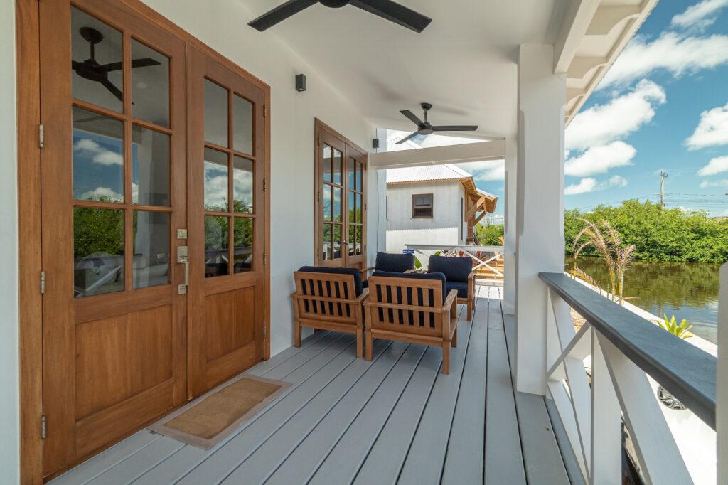 Weekender House Mahogany Bay