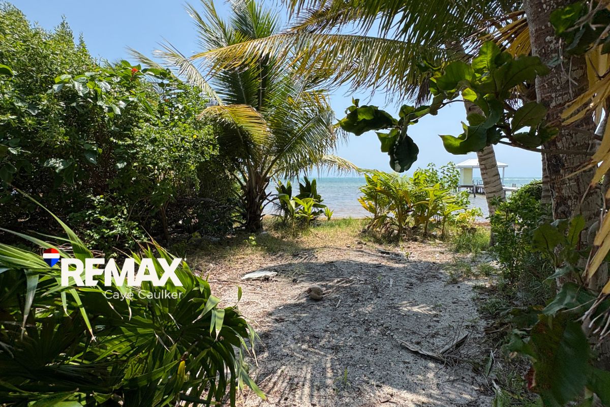 Waterfront Lot for Sale on North Caye Caulker