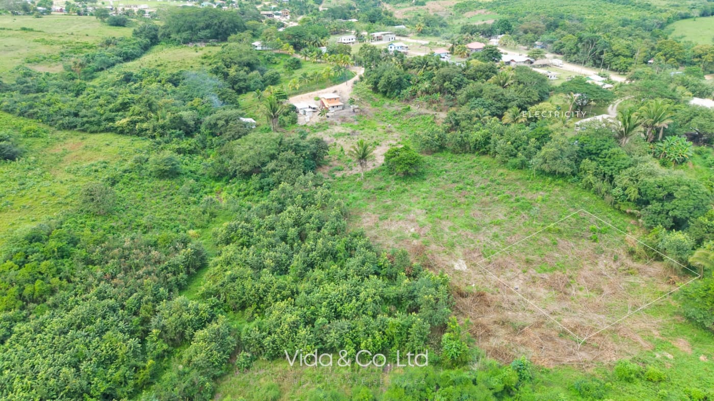 Residential Lot in Duck Run 1 – 0.36 Acres with Water & Power Access