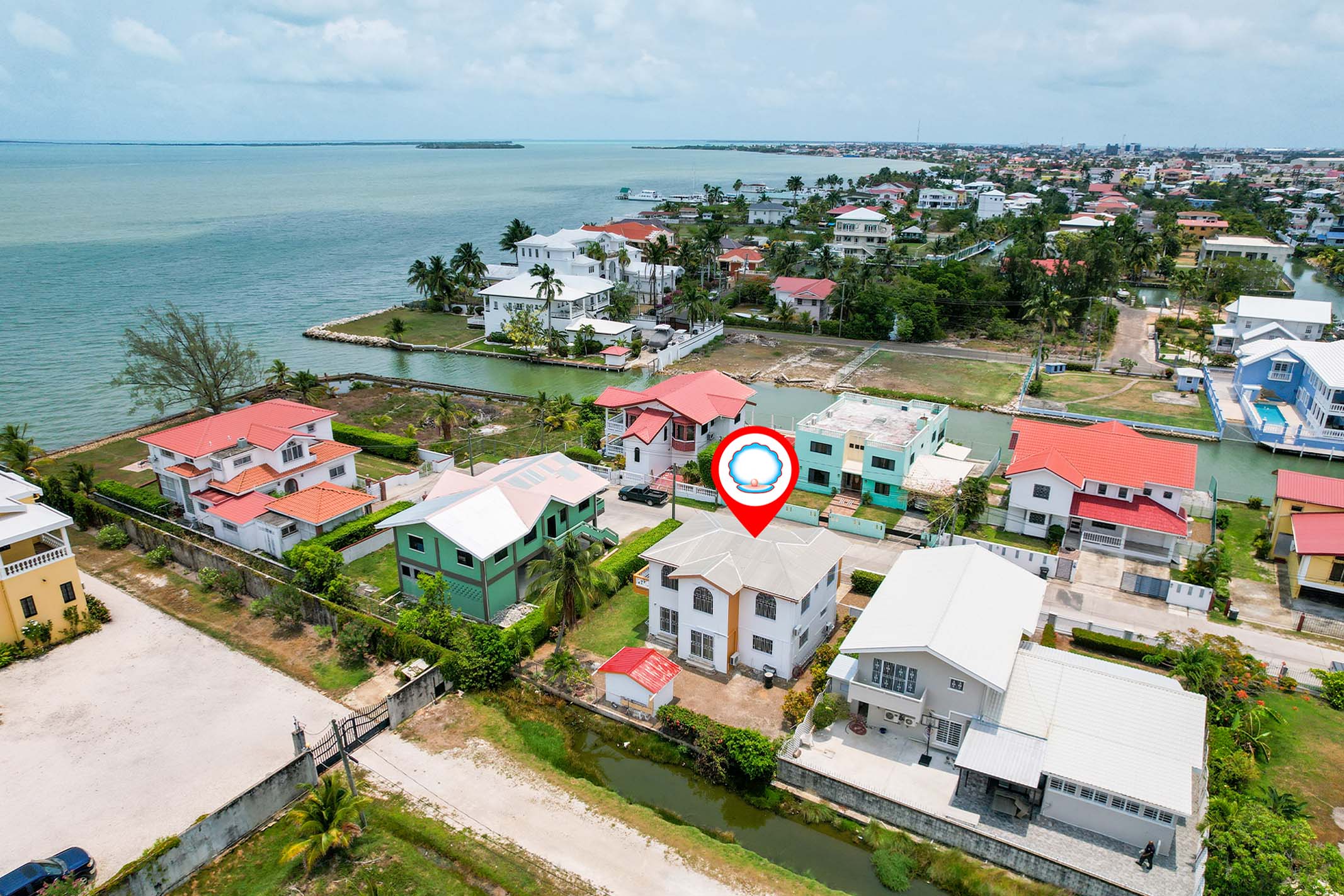 3 Bed, 2.5 Bath Home in Moho Bay, Belize City