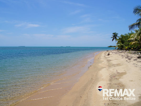 L1534 - Serene Beachfront Lot
