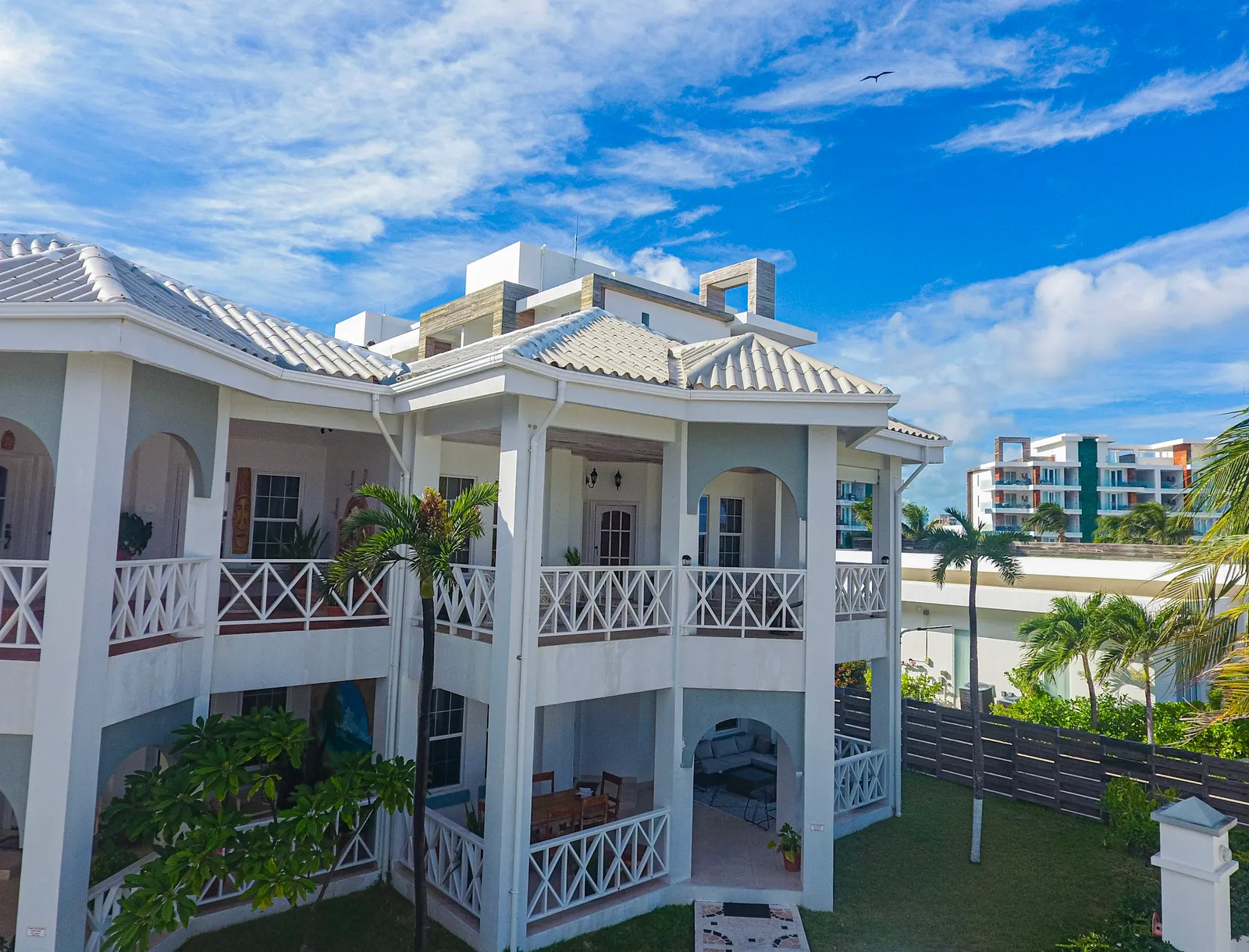 1550 Second Floor Beachfront- Living in San Pedro Belize