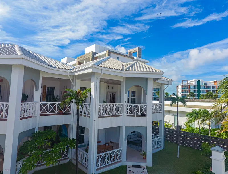 1550 Second Floor Beachfront- Living in San Pedro Belize