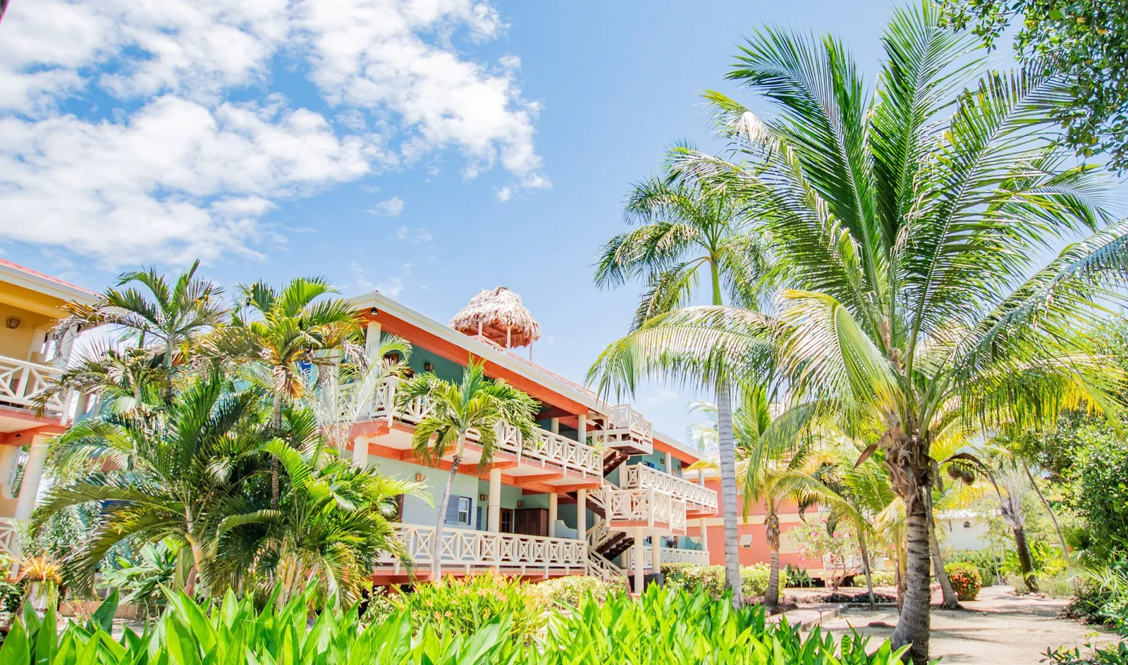 1807- Penthouse with BOAT SLIP for Sale in Placencia Belize | Sunset Pointe Condo with Boat Slip | 2 Bed 2 Bath