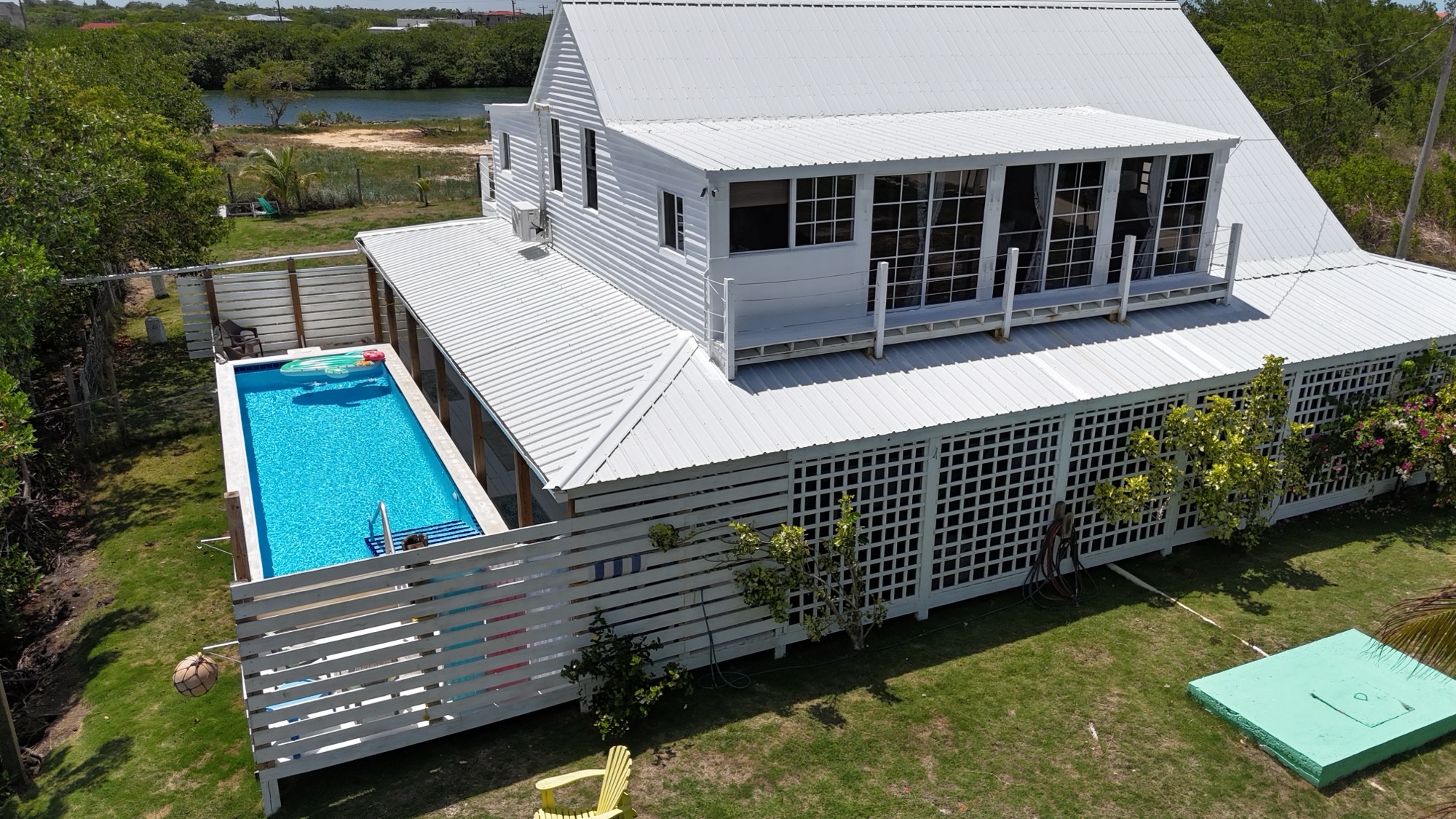 Waterfront Bed & Breakfast for Sale in Vista del Mar, Belize