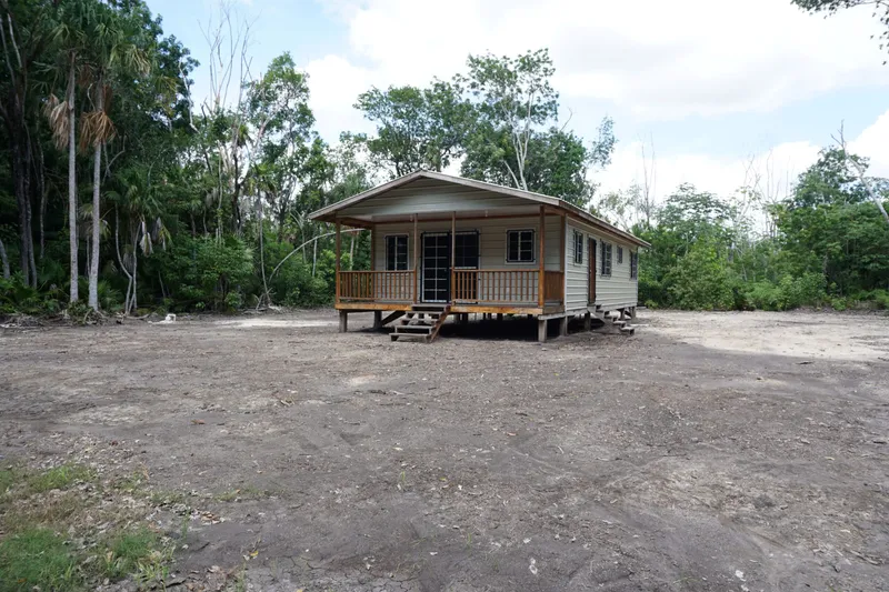 3600 - Mennonite House in Consejo Shores