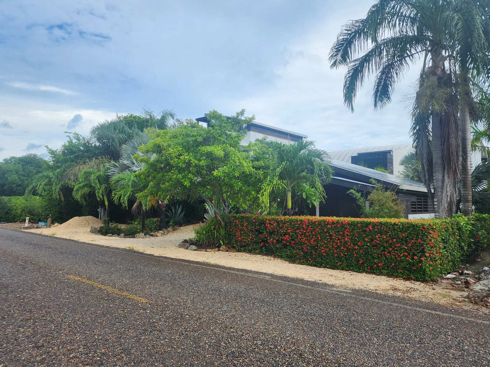355 Placencia road