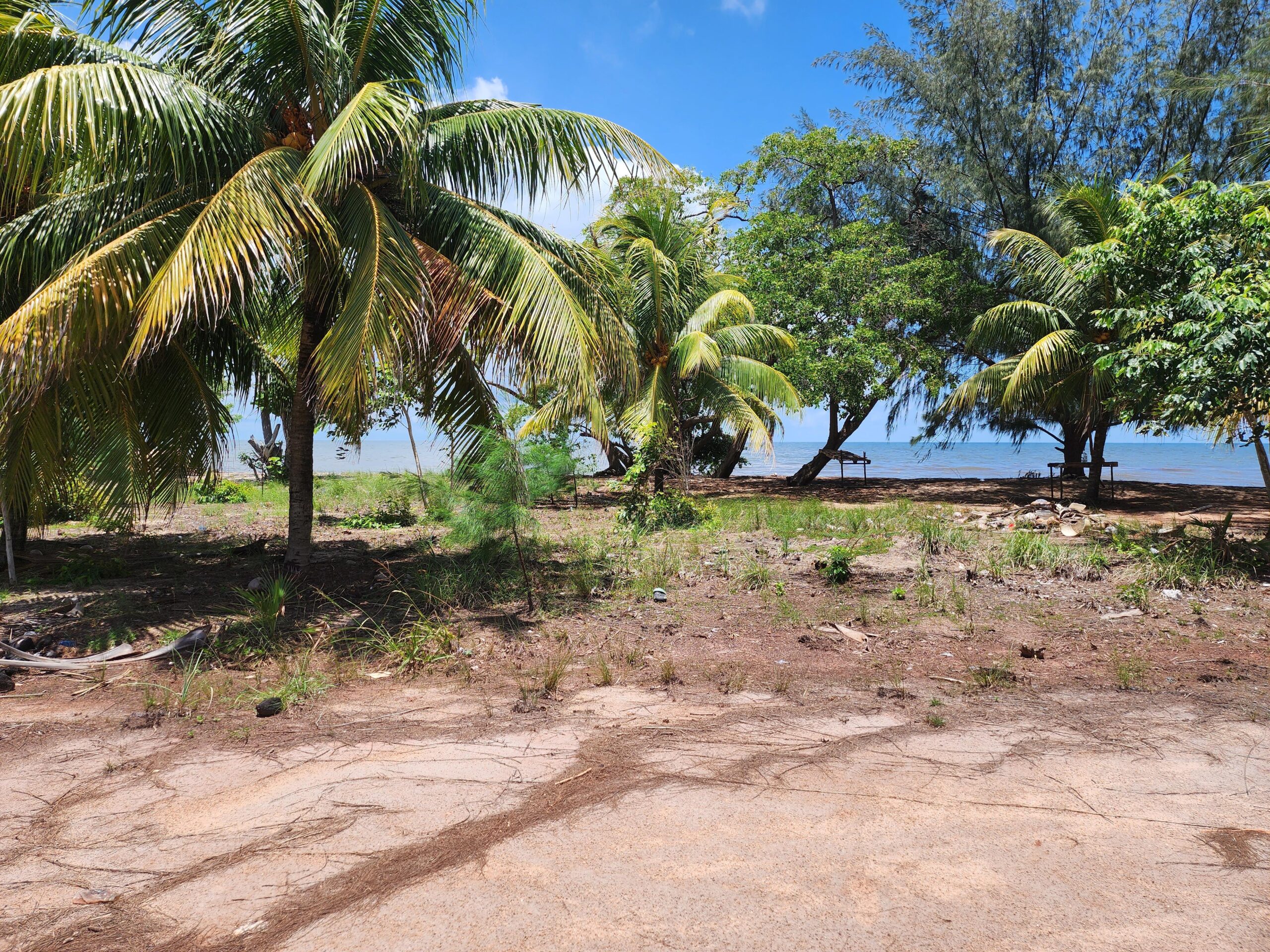 375' Belize Sea Front