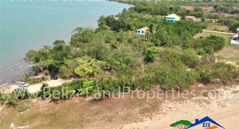 0.7 ACRE SEAFRONT IN VISTA DEL MAR FOR SALE, BELIZE!