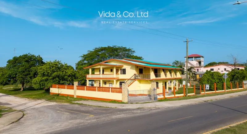 6 Bedroom Commercial-Residential Property with George Price Highway Frontage in Santa Elena, Cayo