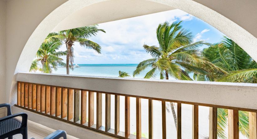 Beachfront Condo at Bananas on the Beach