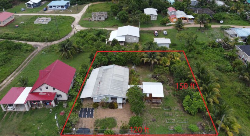Camalote, Cayo District
