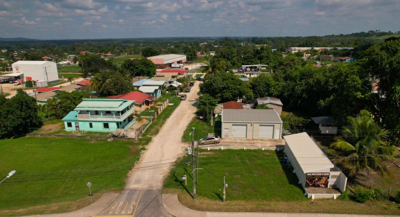 Commercial Property for Rent - Santa Elena, Cayo