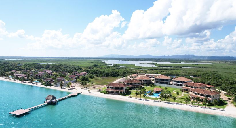 Dream come true! 3 Bedroom Beachfront Condo in Hopkins!