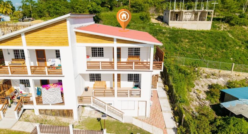 Fully Furnished 2-Bedroom Upper-Level Apartment for Rent in Santa Elena Town