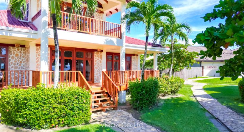 Hopkins Bay Villa 17 – Belize Beachfront Villa for Sale