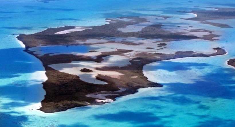 I-DM20: +-603 ACRE ISLAND WEST AMBERGRIS CAYE! GREAT FOR DEVELOPMENT!