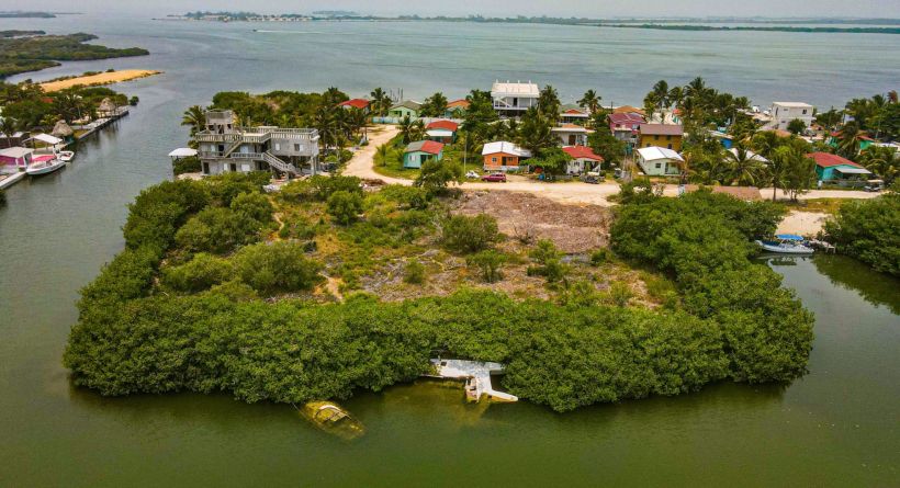 Large DFC Lagoon land