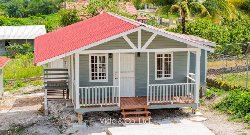 New Fully Furnished Rental Home with Yard &amp; Secure Parking - San Ignacio, Cayo 2