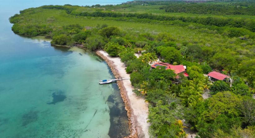 Prime Beachfront Property in Monkey River, Belize