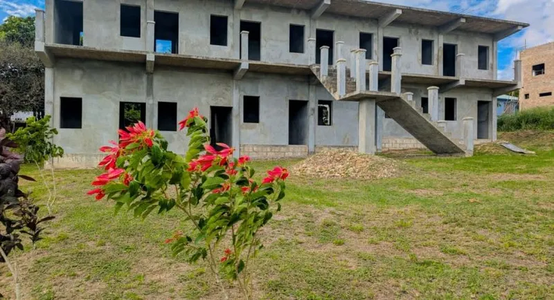 San Ignacio Belize Income Property – 12-Unit Apartment Complex for Sale