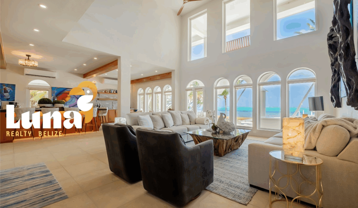Tropical Luxury 3BR/3.5BA Caribbean Front Estate on 1 Acre – 7 Miles North