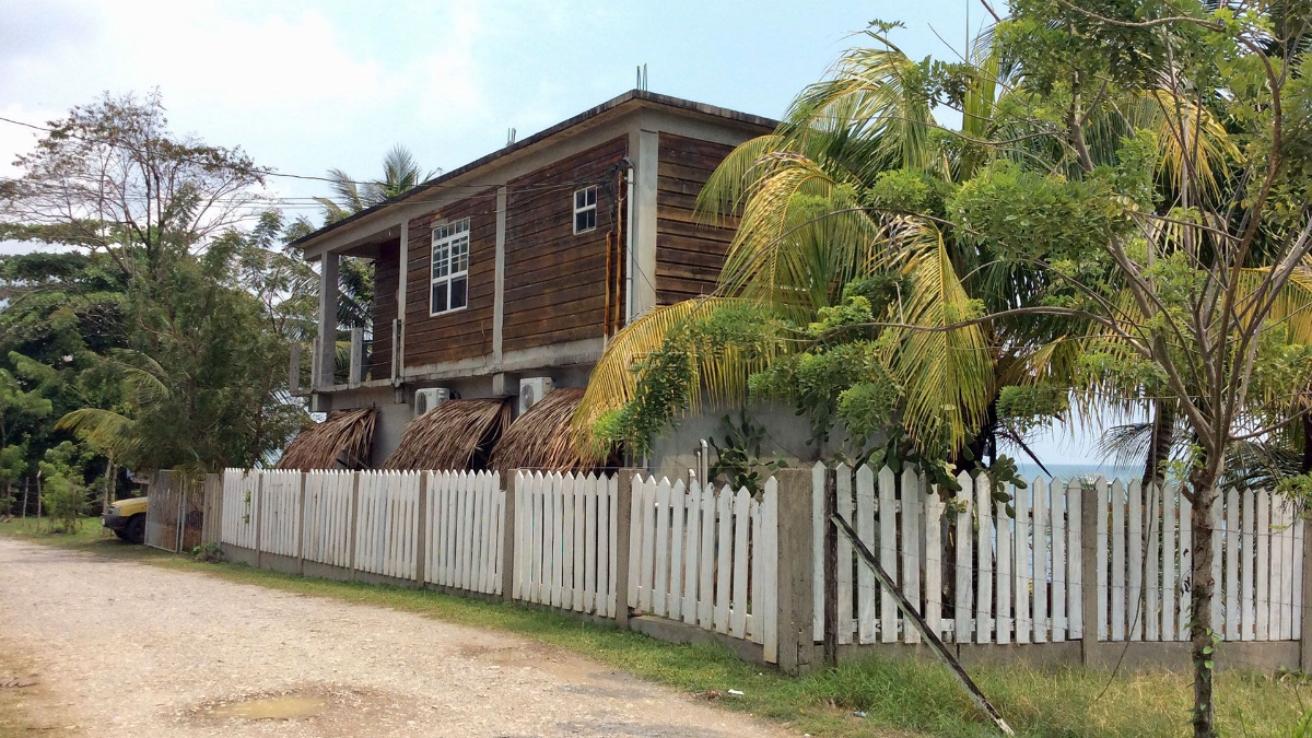 Unique Home With Revenue Potential On PG’s Seafront