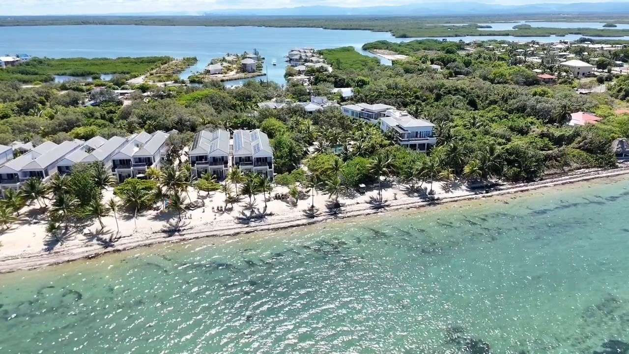 Brand-New Solar Cottage at Itz’ana Resort – Placencia, Belize