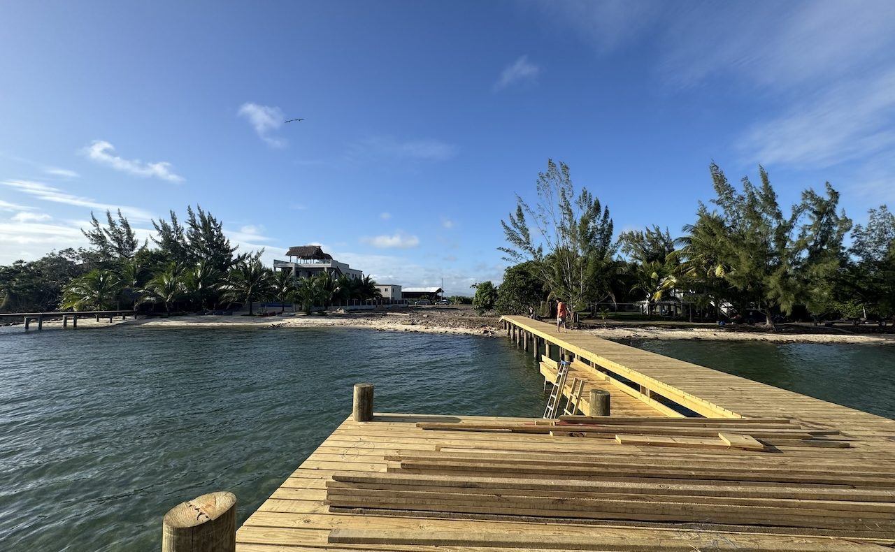 Seafront parcel with Pier