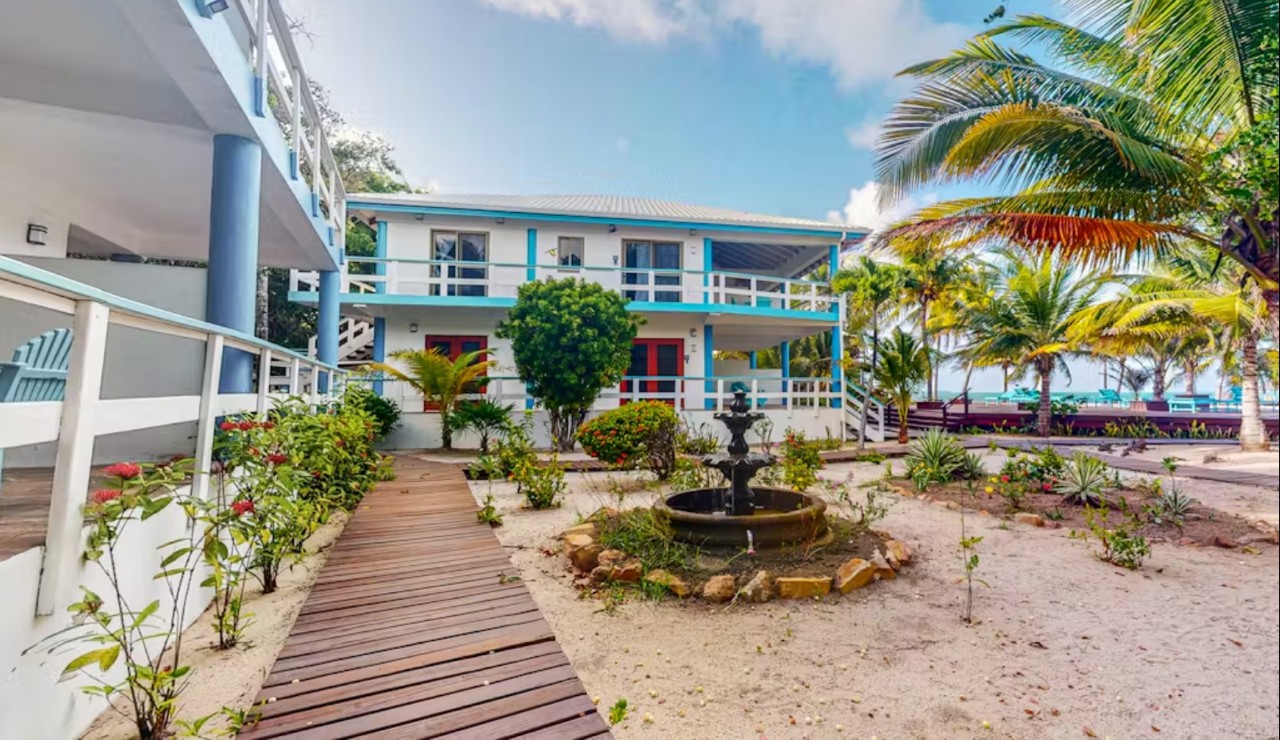 Beachside Villas Placencia Belize: Luxury Unit 25